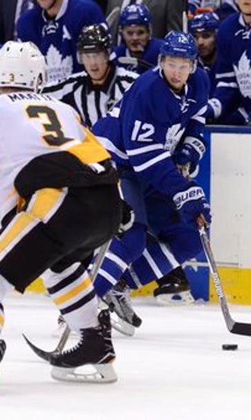 Gardiner scores in OT to lift Leafs over Penguins (Dec 17, 2016)